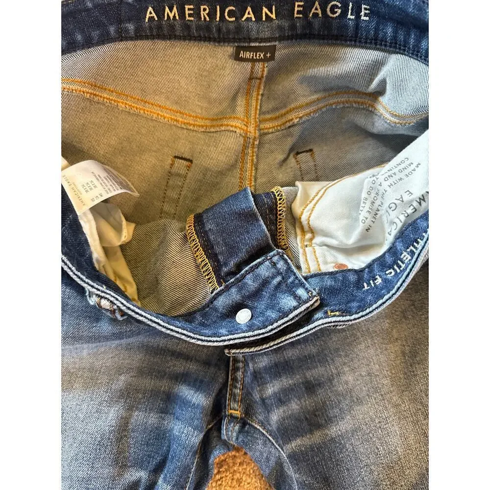AMERICAN EAGLE MENS JEANS - 30x34 ATHLETIC FIT